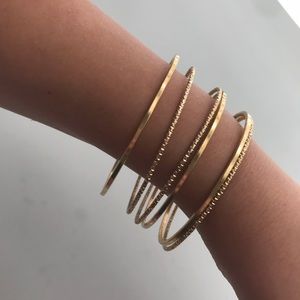 Gold 6-pack bracelets
